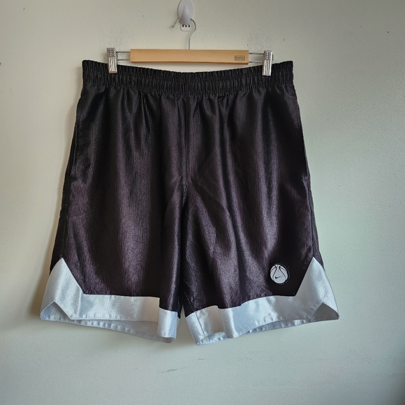 Nike Vintage 90’s Ribbed Satin Basketball Shorts. Adustable waist strings. - Picture 1 of 5
